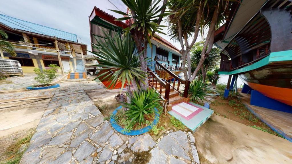 Rimtalay Resort Koh Si Chang Zewnętrze zdjęcie