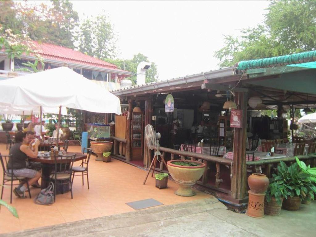 Rimtalay Resort Koh Si Chang Zewnętrze zdjęcie